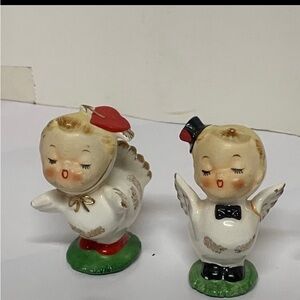 Beautiful Set of Napco Anthropomorphic Love birds,